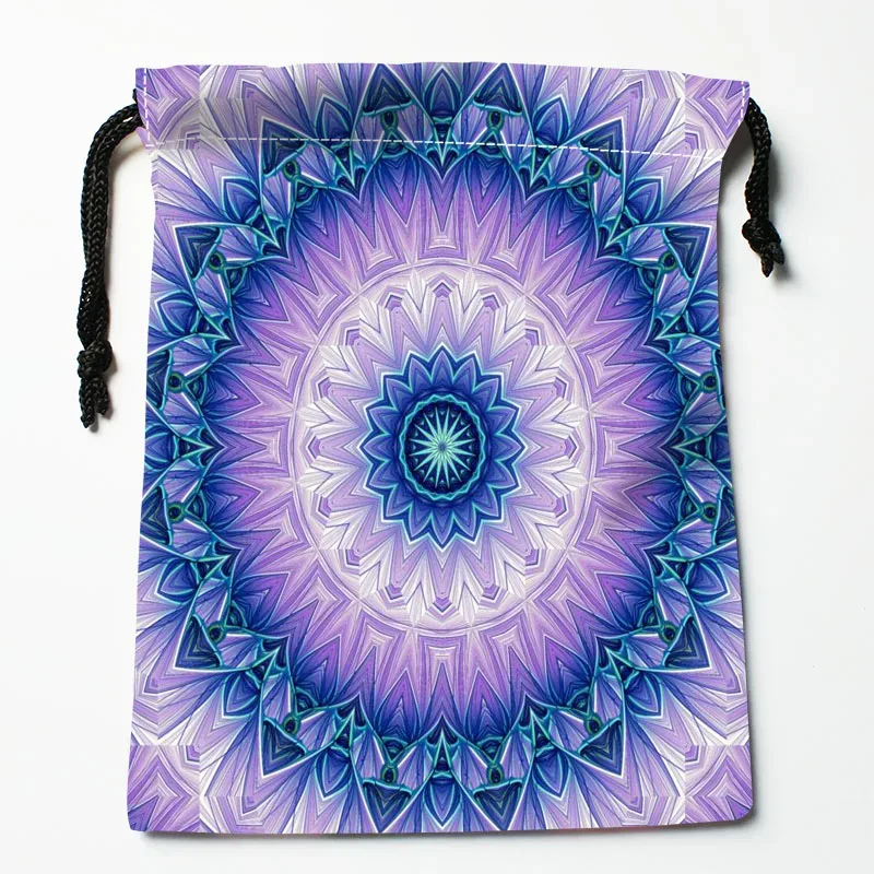 sacs à main à motif de mandala personnalisé, sacoches cadeaux imprimés, poudres de voyage, rangement de vêtements, trousse de maquillage, 18x22cm