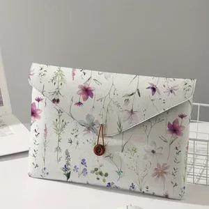 housse pour ordinateur portable avec imprimé de fleurs sauvages violettes à l'aquarelle, fermeture à bouton, sac de protection antichoc pour ordinateur portable, pour voyage et bureau