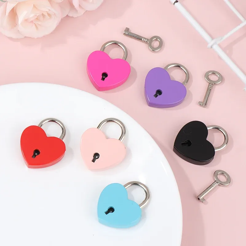 1 ensemble de cadenas en forme de cœur, matériel de verrouillage pour bagages, avec serrure à clé, pour voyage, boîte à bijoux de mariage, journal intime, valise, cadeaux de noël