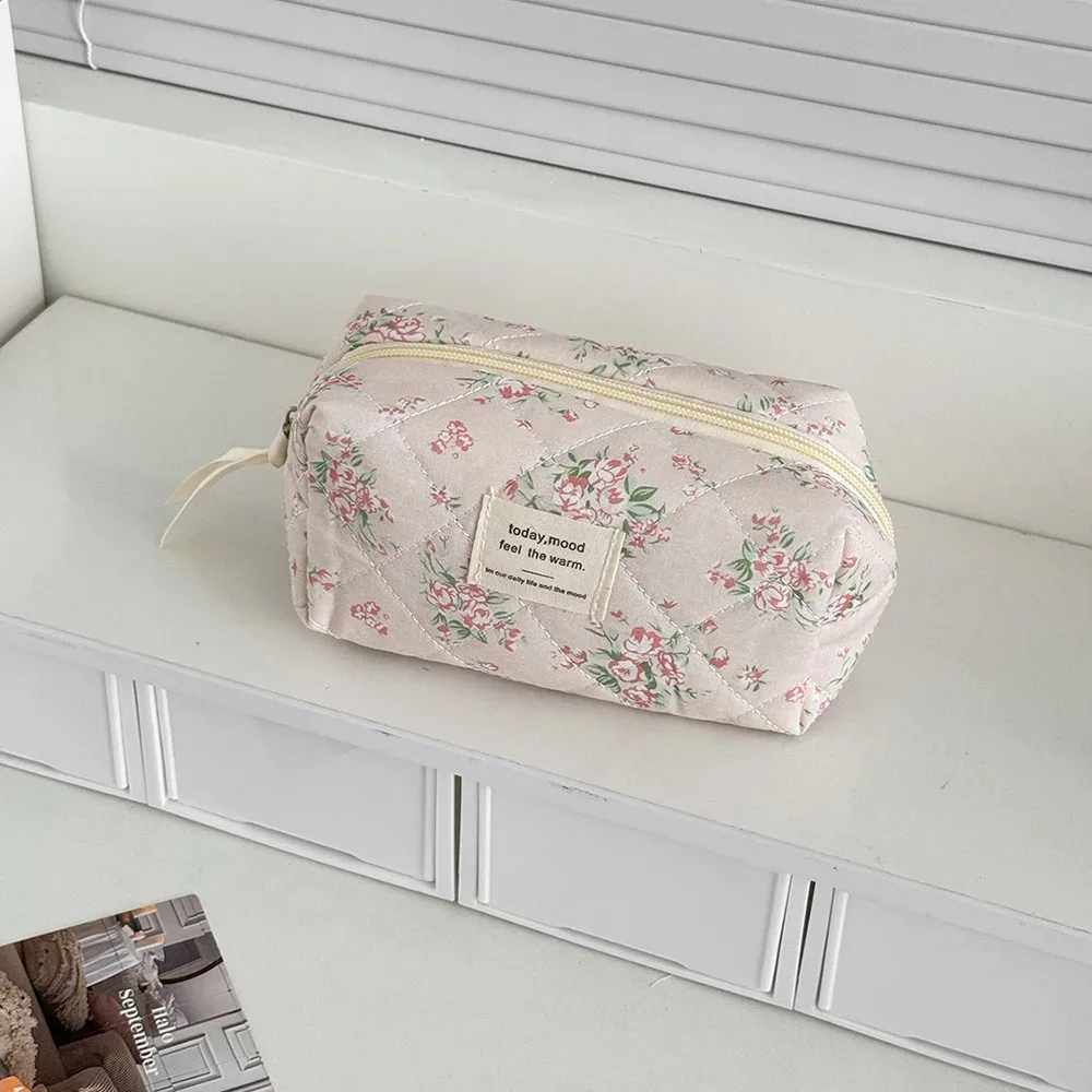 sac à cosmétiques vintage rose pour femmes, organisateur de voyage de mode, sac matelassé de maquillage, pochette de rangement de maquillage pour dames, sac à main à fermeture éclair