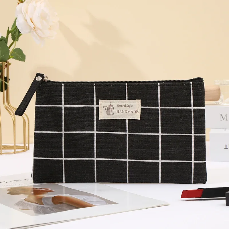 sac à maquillage en toile mignon de style dessin animé, trousse à crayons pour étudiants et porte-monnaie, sac à maquillage portable multifonctionnel