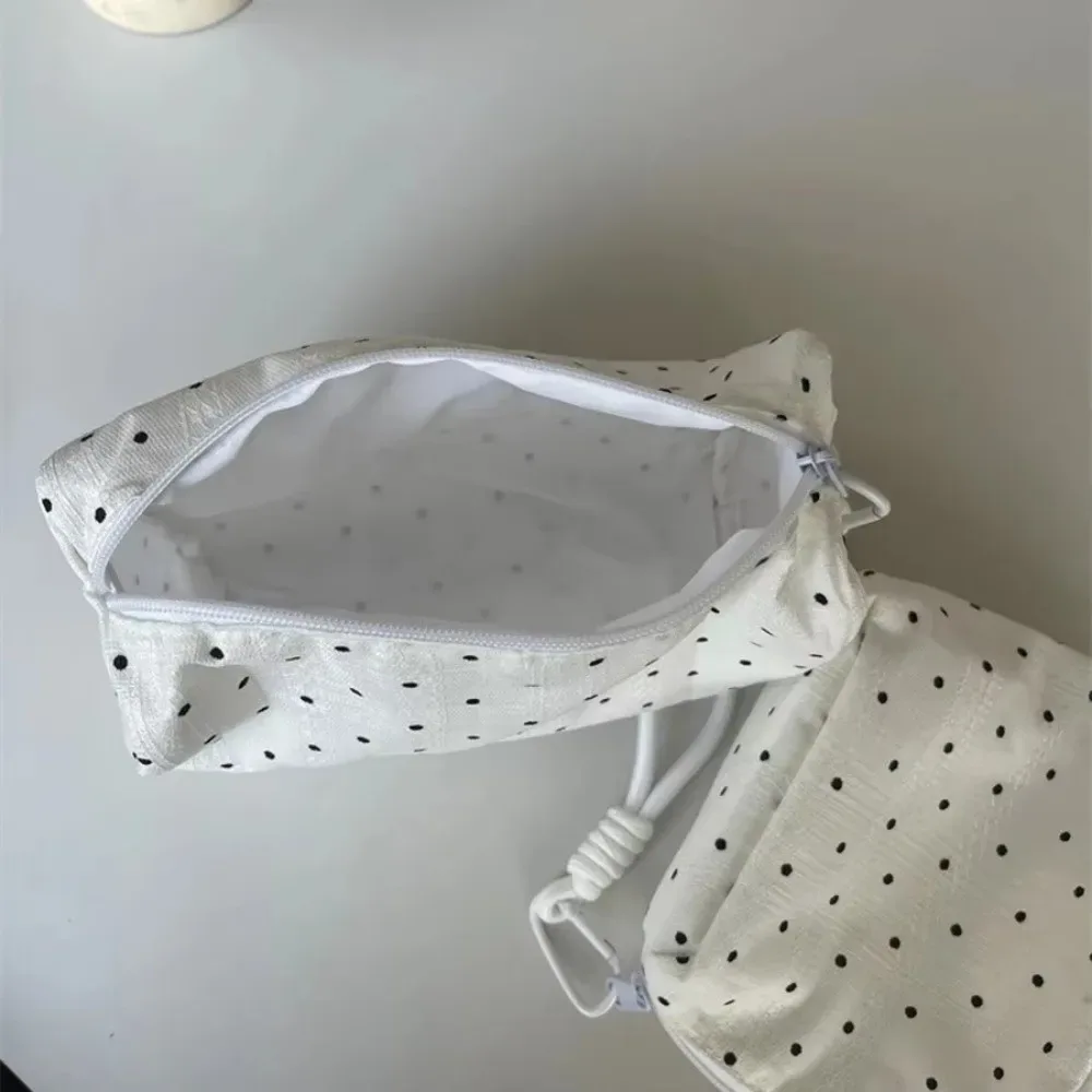 trousse de maquillage portable à pois noirs style doux grande capacité sac de toilette pochette de rangement à fermeture éclair organisateur cosmétique