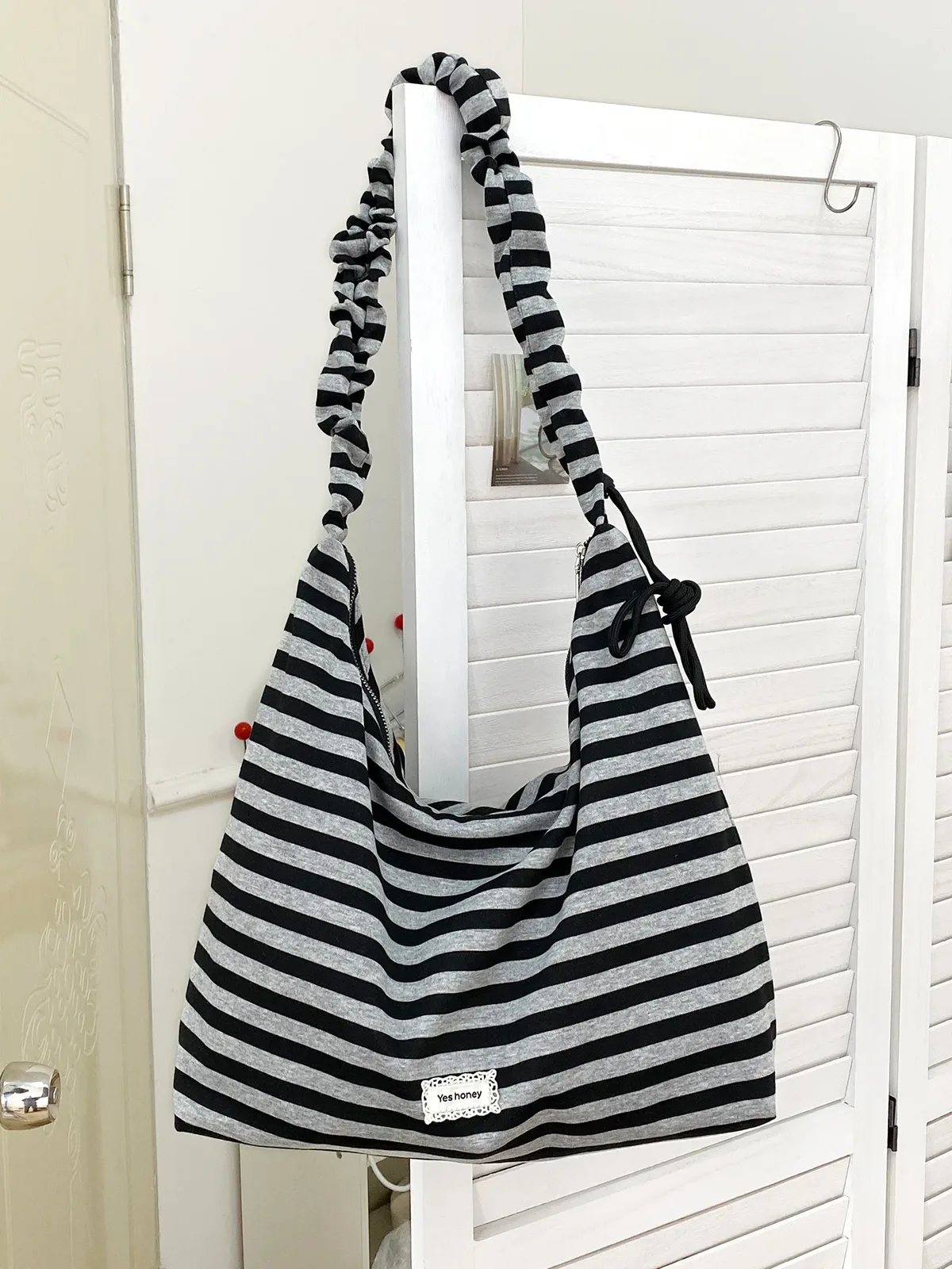 sac bandoulière coréen à imprimé étoiles, noir et blanc, grande capacité, sac hobo décontracté à rayures, sac à main polyvalent pour écolière