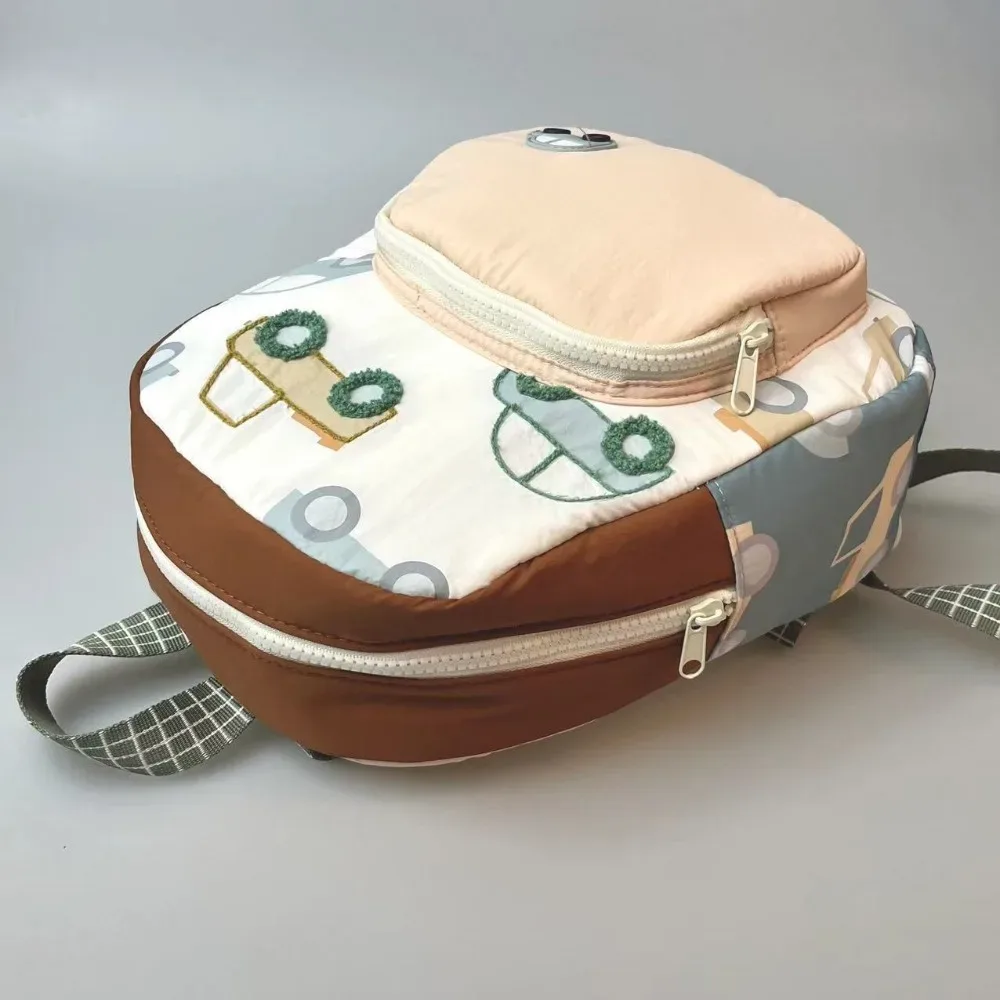 Sac à dos scolaire multifonctionnel pour enfants, broderie de voiture de dessin animé, sac à dos léger pour garçons et filles, idéal pour la maternelle