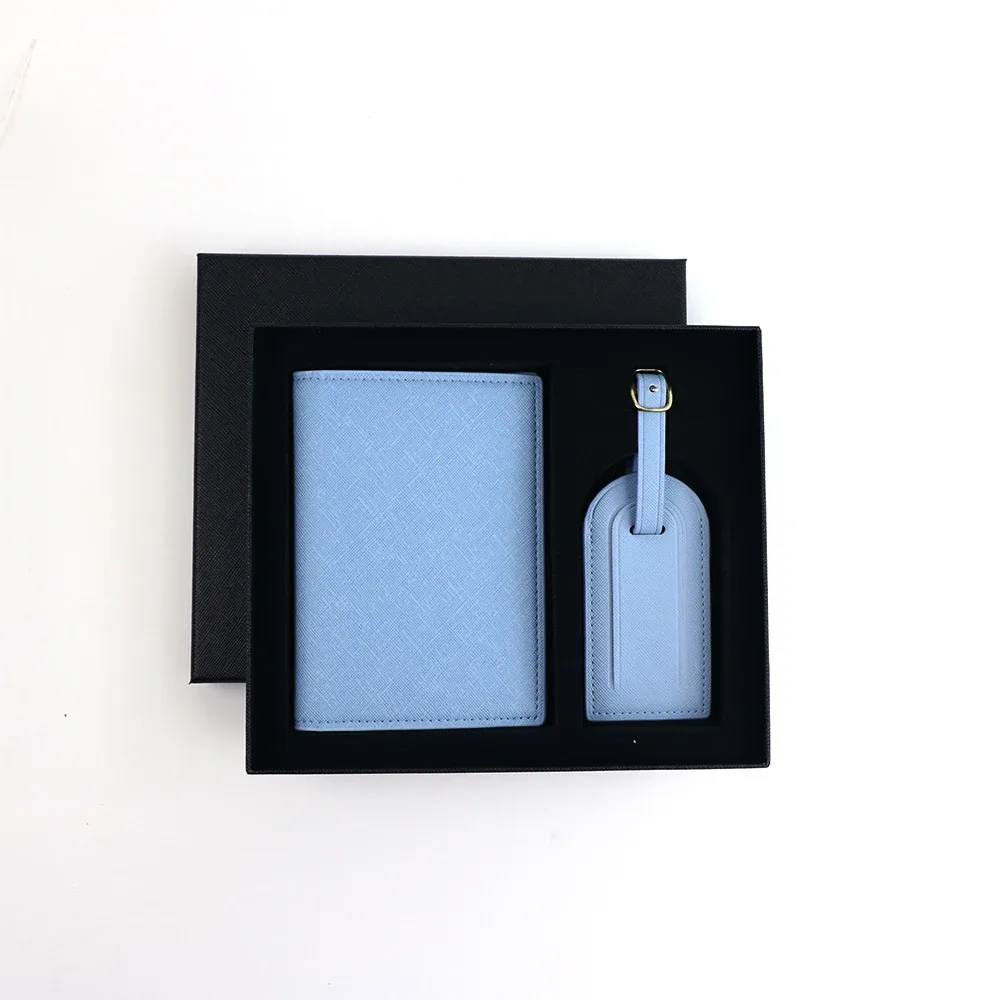 ensemble personnalisé avec nom, porte-passeport et étiquette de bagage en cuir pu safiano unisexe, coffret cadeau