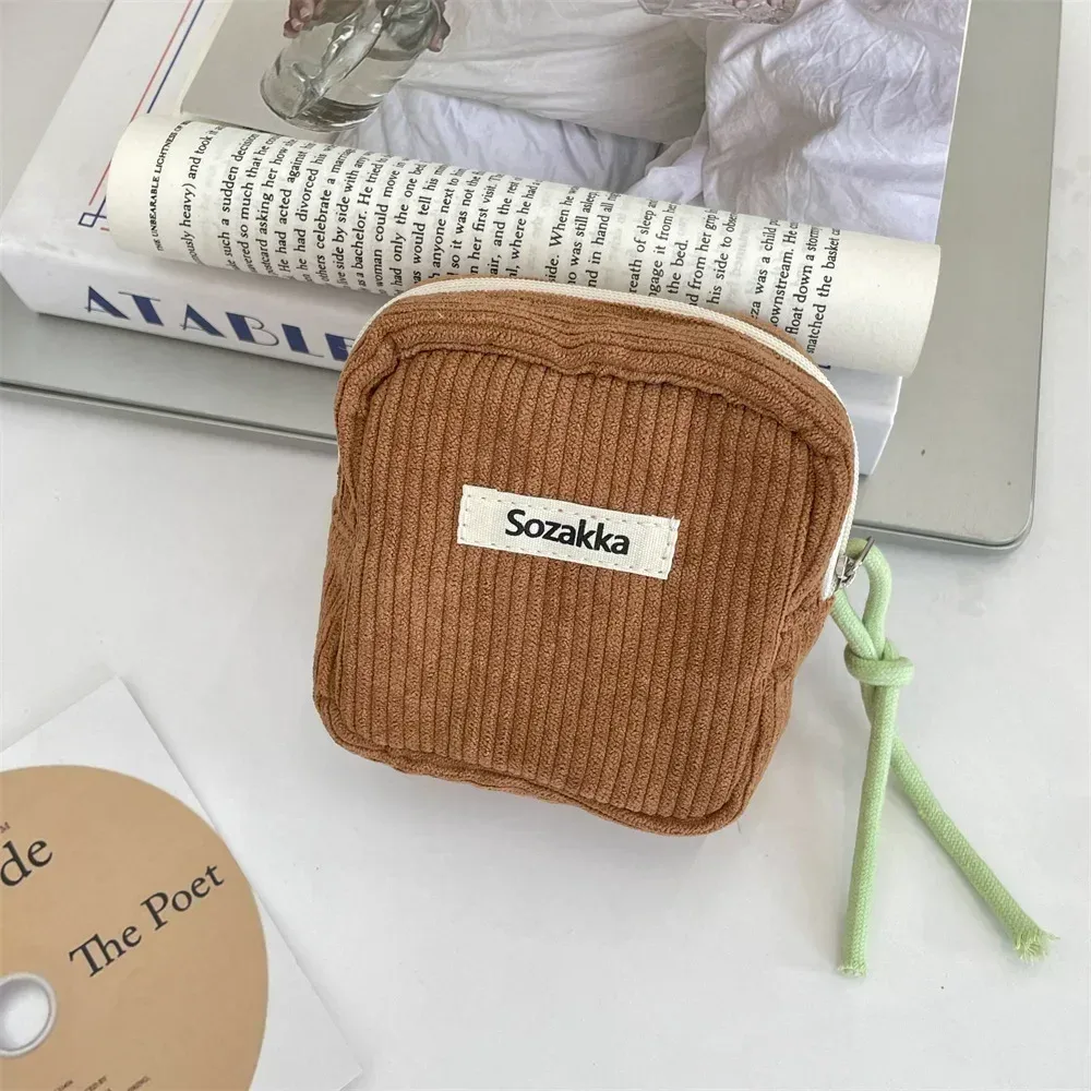 porte-monnaie pour femmes avec fermeture éclair, grande capacité, sac à cosmétiques, serviettes hygiéniques, écouteurs, pochette à rouge à lèvres, petite trousse de maquillage carrée