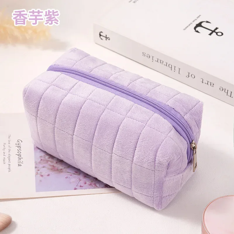nouvelle trousse de toilette en peluche mignonne, sac de rangement pour produits de soin de la peau de voyage, sac de rangement de grande capacité pour téléphone portable féminin au design élégant