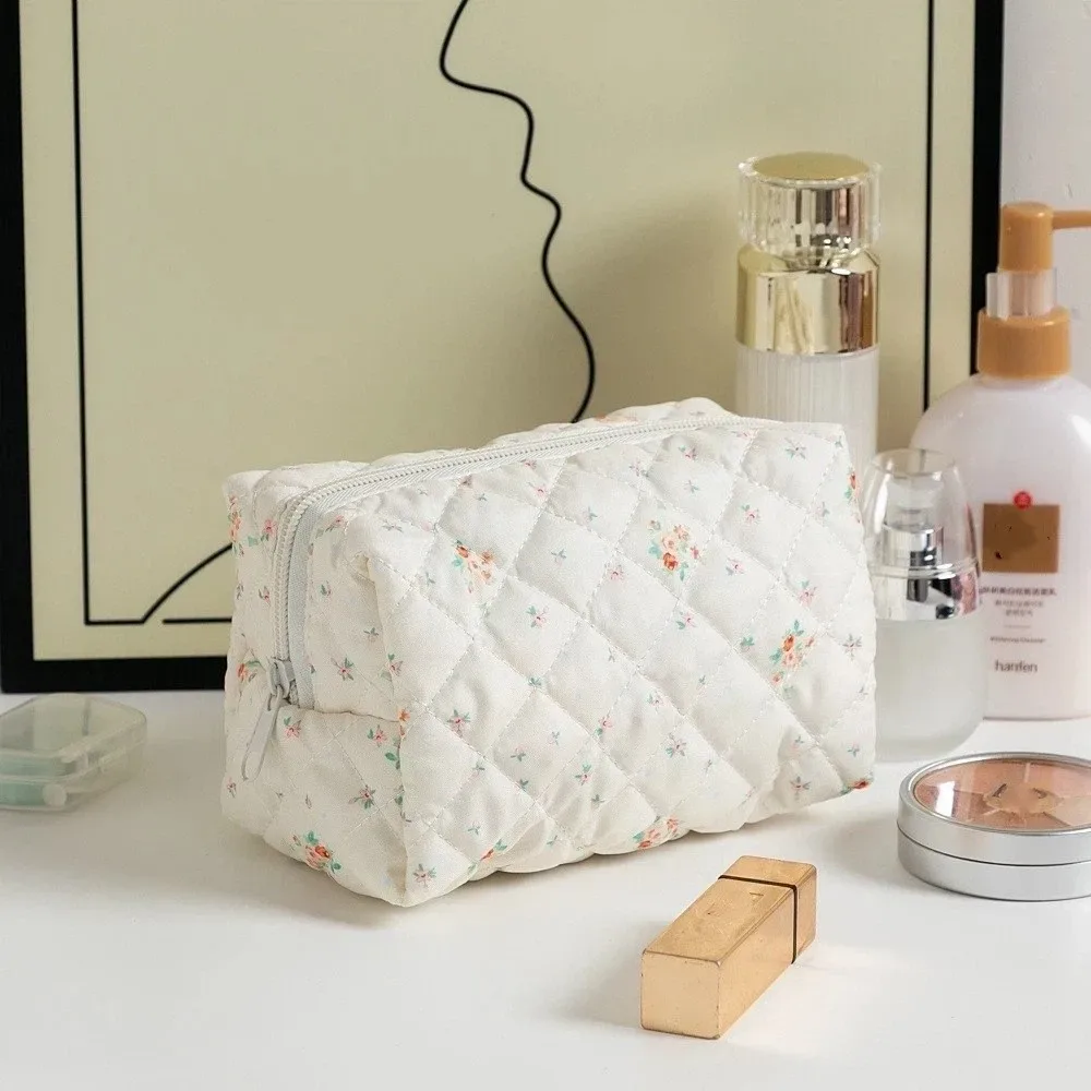 jolie trousse de maquillage matelassée, grande capacité, imprimé floral, trousse de toilette portable, élégant organisateur de cosmétiques pour femmes