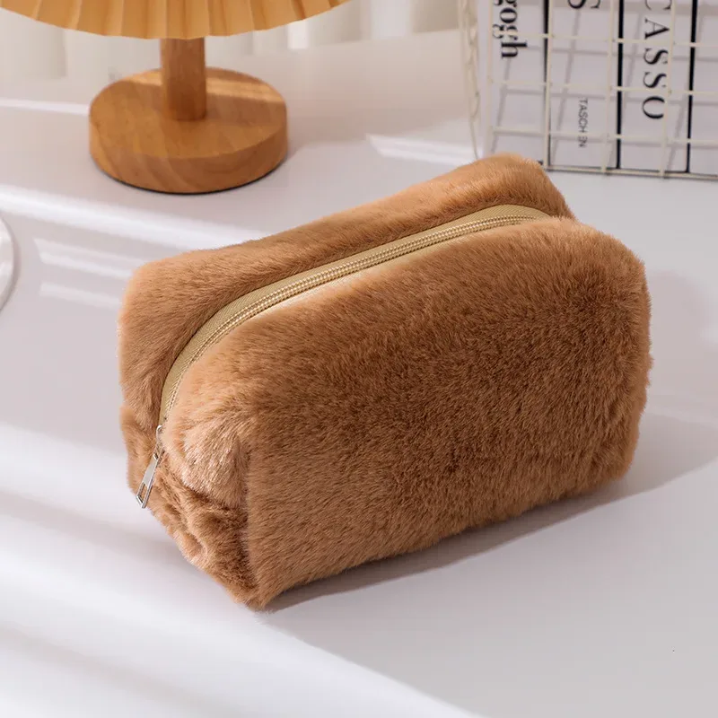 sac de maquillage en peluche grande capacité avec fermeture éclair, pochette portable pour voyage, organisateur de toilette pour femmes et filles, rangement quotidien en extérieur