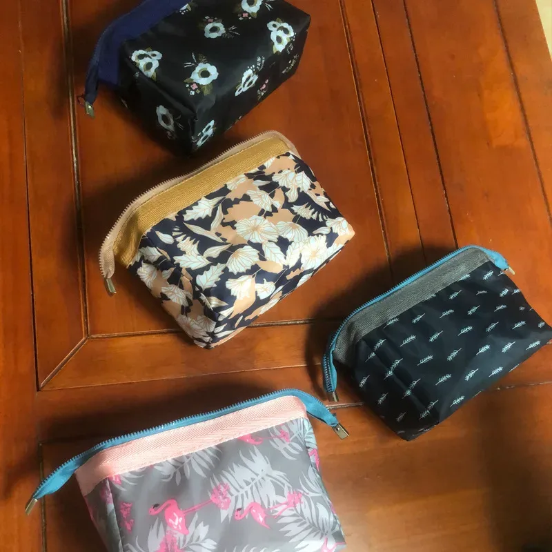 trousse de maquillage femme flamingo, sac de voyage essentiel, trousse de toilette portable, sac cosmétique grande capacité, organisateur de rangement