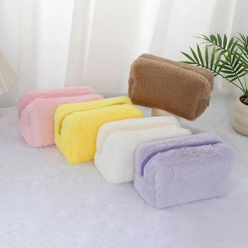 Sac à cosmétiques en peluche, sac de rangement pratique, trousse de toilette de grande capacité, sac multi-couches et compartimenté