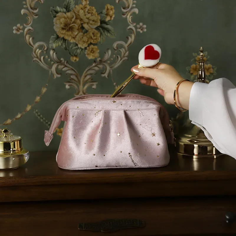 sac de maquillage portable pour femmes, organiseur de cosmétiques de grande capacité, sac de rangement pour produits de soin de la peau, trousse de toilette pour les voyages et les déplacements professionnels