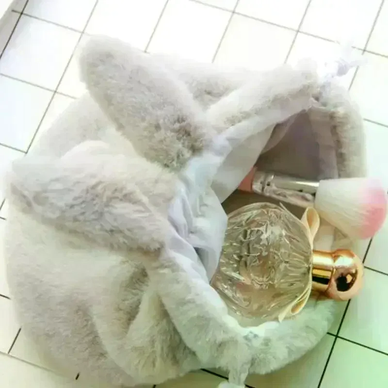 sac à cordon avec oreilles de lapin, pochette de rangement, organisateur de cosmétiques portable et mignon pour les voyages et les fournitures domestiques