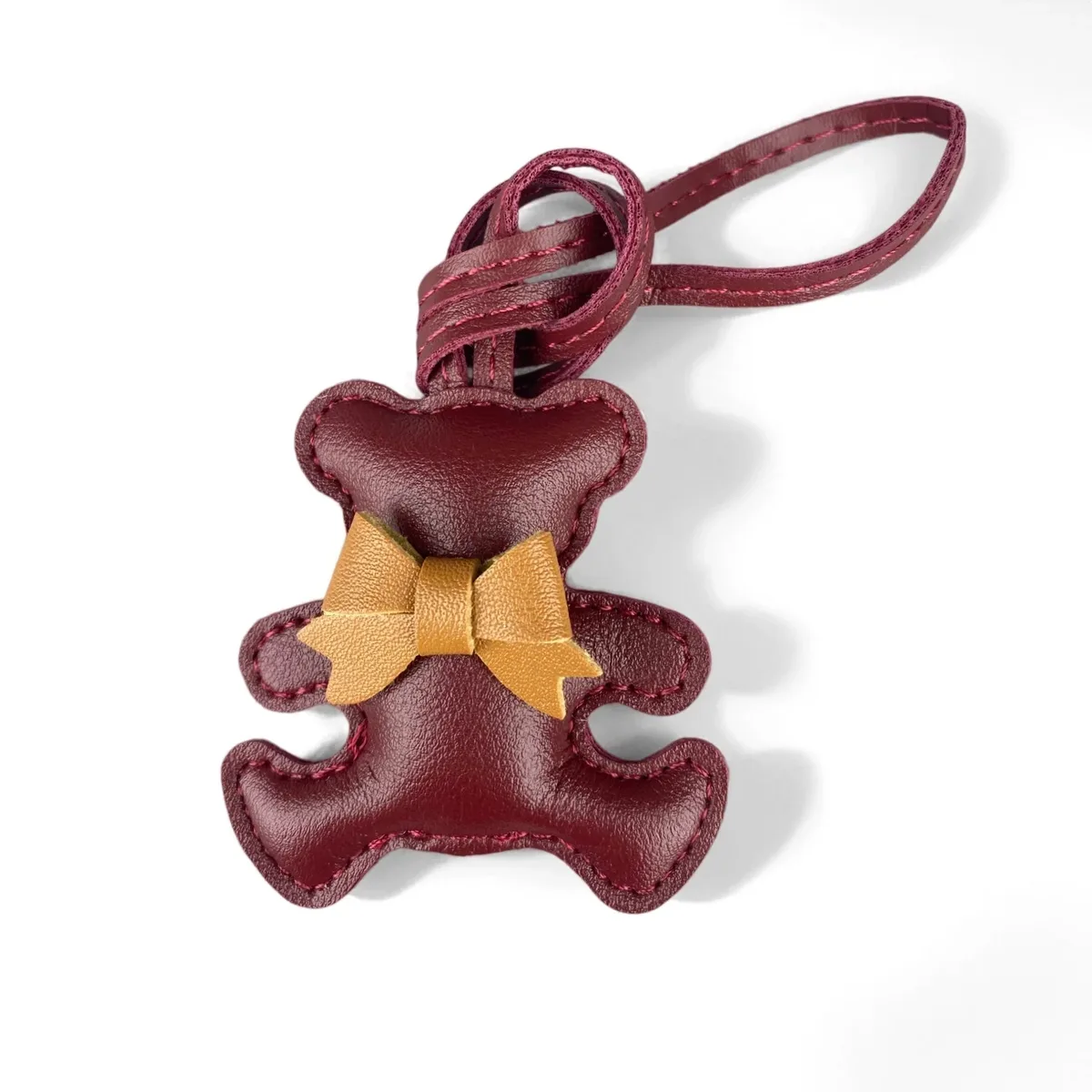 adorable breloque de sac en cuir pu en forme d'ours, pose câlin avec un petit nœud, pendentif animal pour sacs à main et sacs à dos, cadeau pour filles