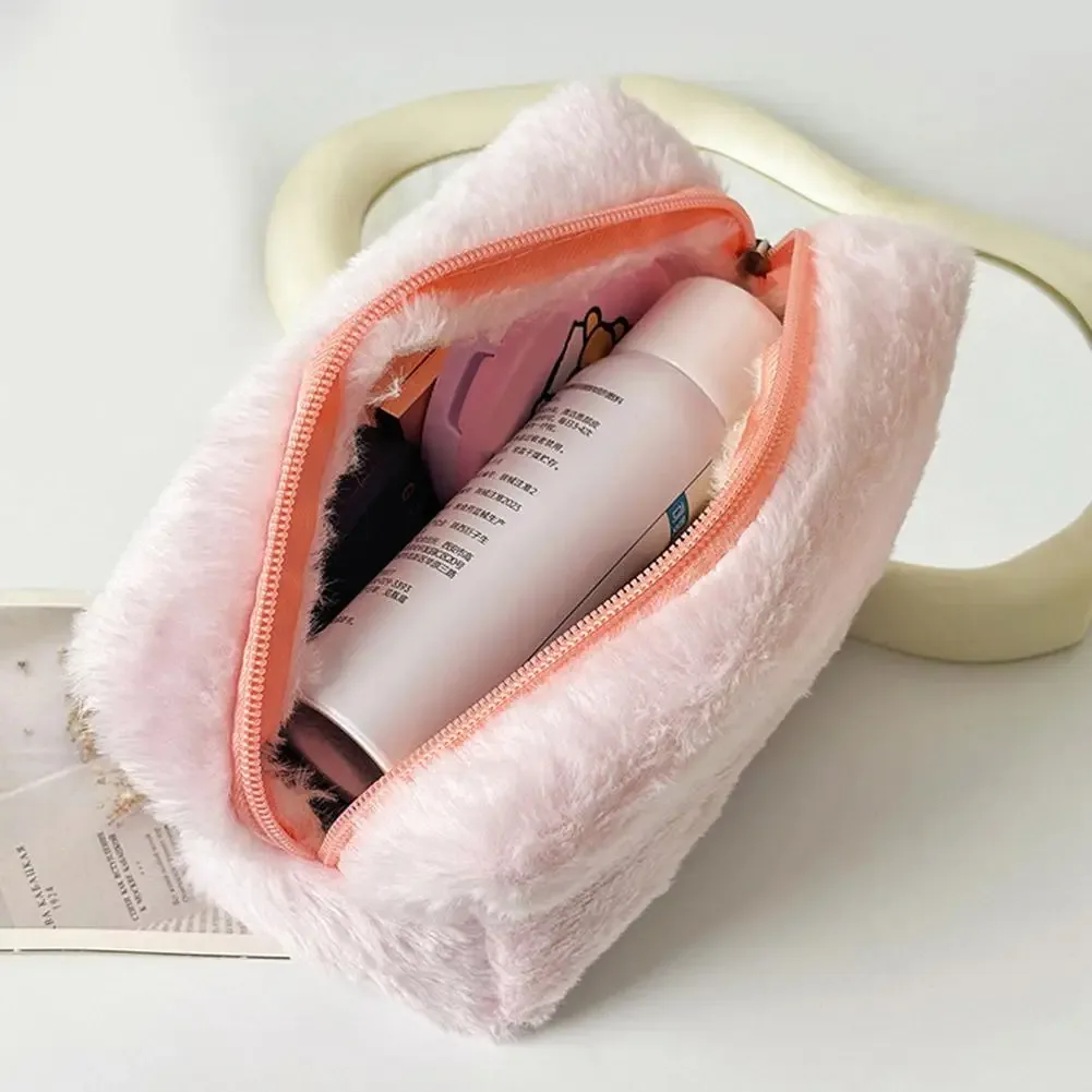 trousse de maquillage en peluche de grande capacité, organiseur de toilette portable pour les voyages et l'usage quotidien 