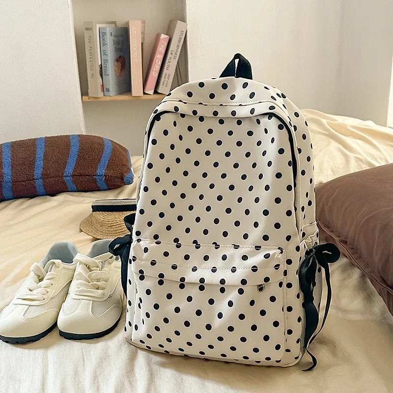 sac à dos de grande capacité avec fermeture éclair en nylon, sacs polyvalents et décontractés pour femmes, sacs d'école en fil à coudre à la mode, offre spéciale, 2025