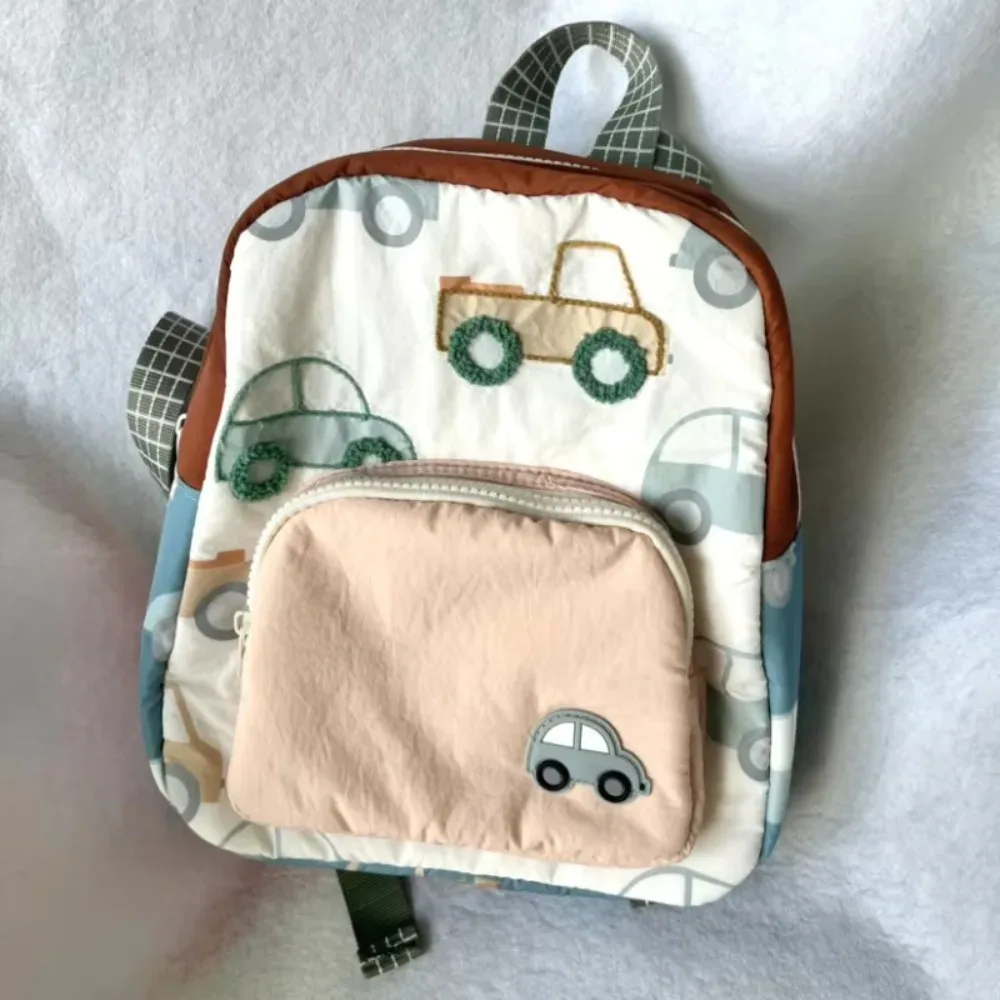 sac à dos d'école de broderie de voiture de dessin animé pour enfants, cartable léger pour garçons et filles de la maternelle