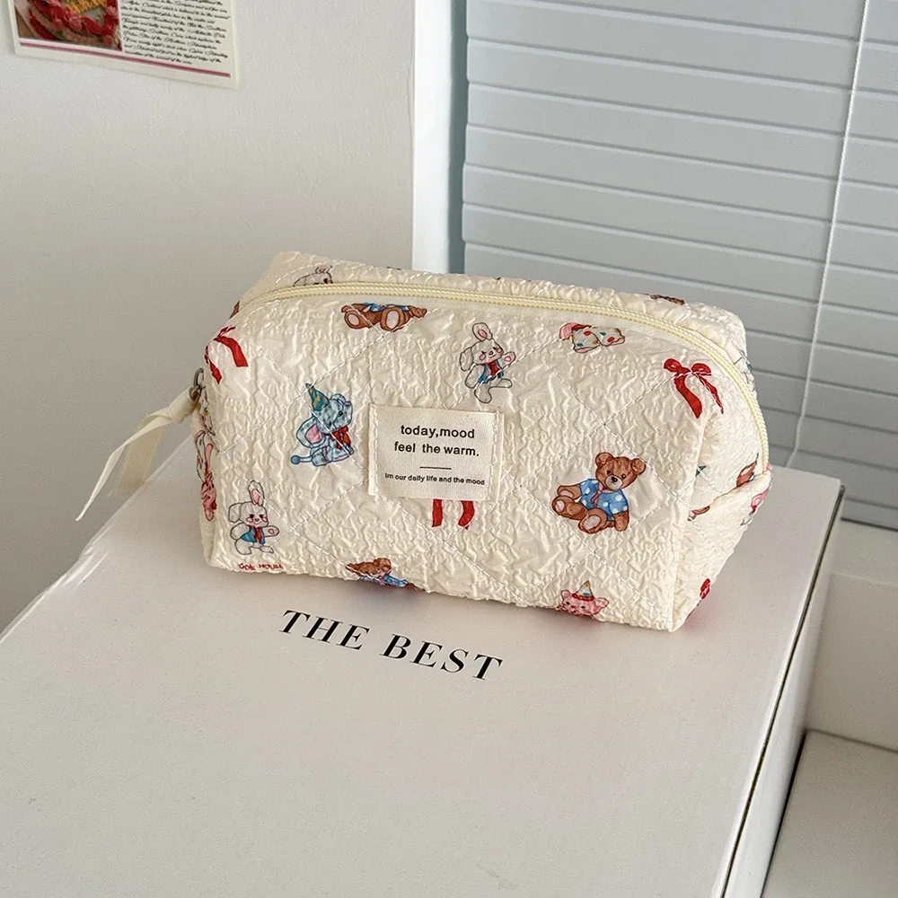 sac matelassé pour femmes, animaux de dessin animé kawaii, grande capacité, pochette de rangement de toilette cosmétique, 3 types, trousse de maquillage à fermeture éclair pour dames
