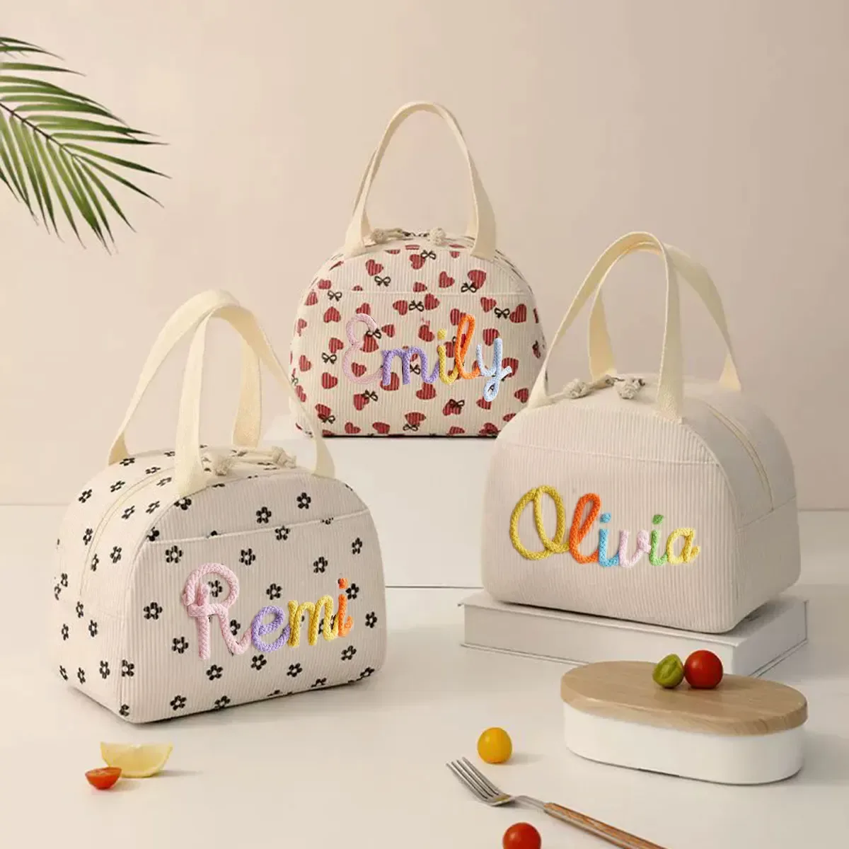 sac fourre-tout personnalisé avec initiales – sac à déjeuner isotherme en velours côtelé grande capacité personnalisé ; cadeau de rentrée scolaire, sac de vacances et de fête