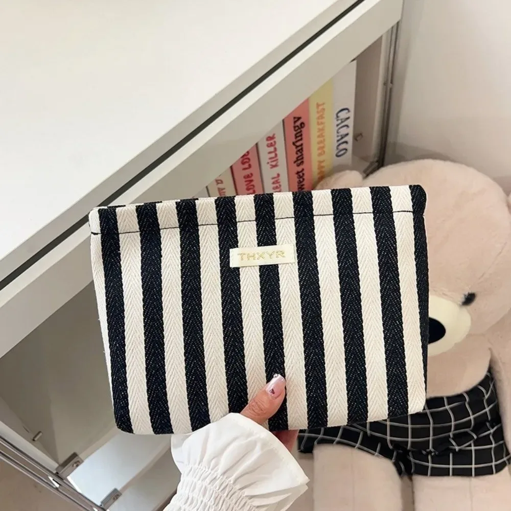 sac à cosmétiques portable à rayures, léger, multifonctionnel, grande capacité, avec fermeture éclair, organiseur de maquillage, pour voyage