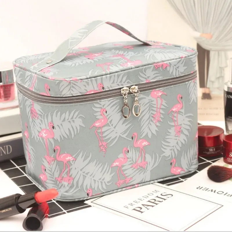 sac de maquillage en toile imperméable pour femmes, organiseur de cosmétiques portable pour les voyages, pochette de rangement pour articles de toilette mignonne
