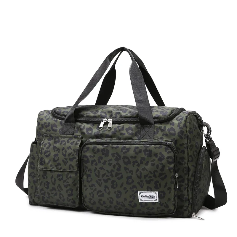 sac à bagages de loisirs de grande capacité imprimé léopard classique, avec plusieurs poches et compartiment à chaussures, sac de voyage de sport et de fitness