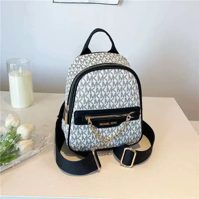 michael kors 2026 nouveau sac à dos de voyage décontracté grande capacité pour femme, matière pvc simple, imperméable et résistant à l'usure