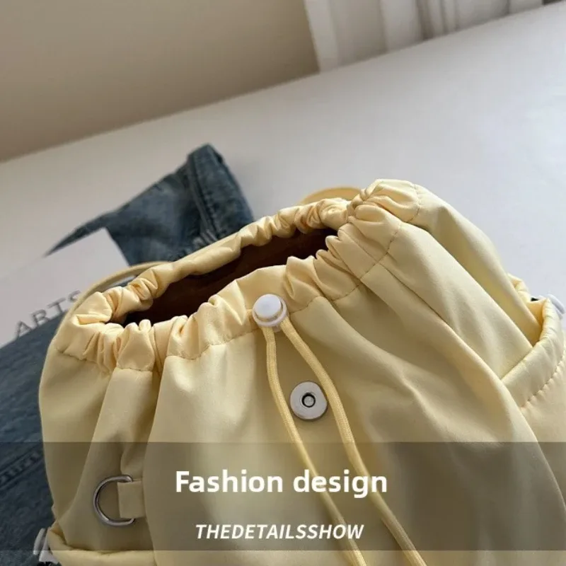 sac à dos à cordon de serrage tendance, petit sac à dos à rabat, sac à bandoulière décontracté avec bretelles réglables, sac à dos mignon pour l'école au quotidien
