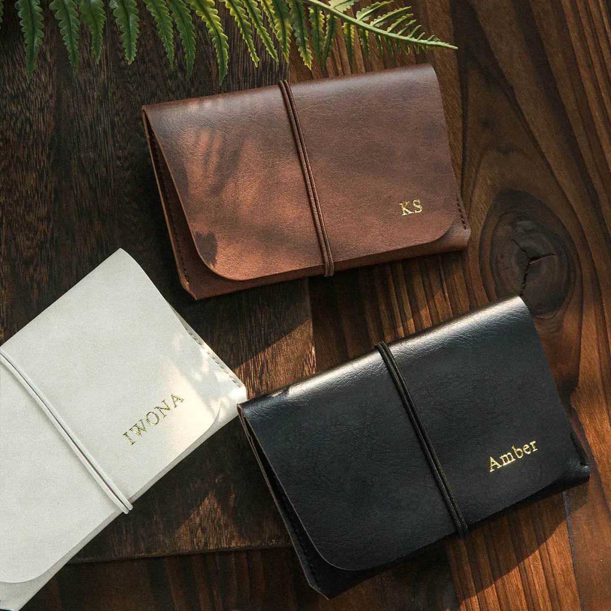 porte-passeport en cuir vintage personnalisable, 1 pièce, avec nom monogramme doré, accessoire de voyage personnalisé, portefeuille