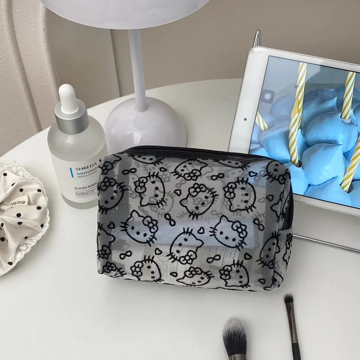 pochette de maquillage noire en maille, mignonne et portable, grande capacité, organiseur de toilette de voyage