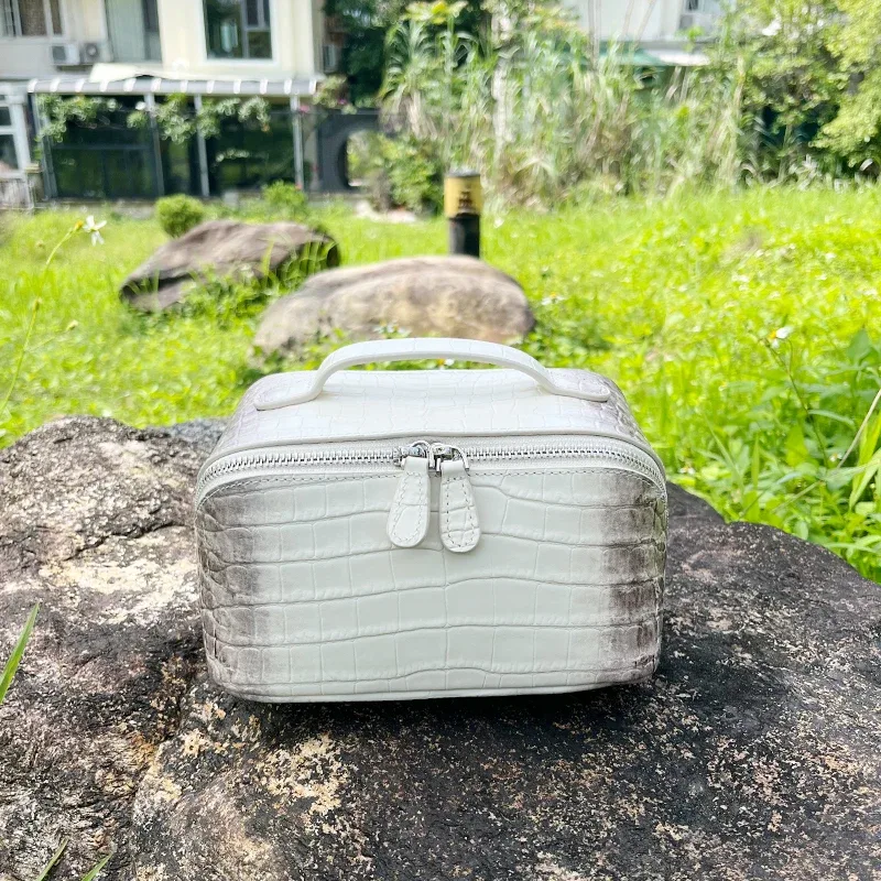 sac de maquillage en cuir véritable à motif crocodile pour femmes, nouveau sac de toilette de luxe en cuir de vache de l'himalaya, sac de rangement cosmétique de voyage