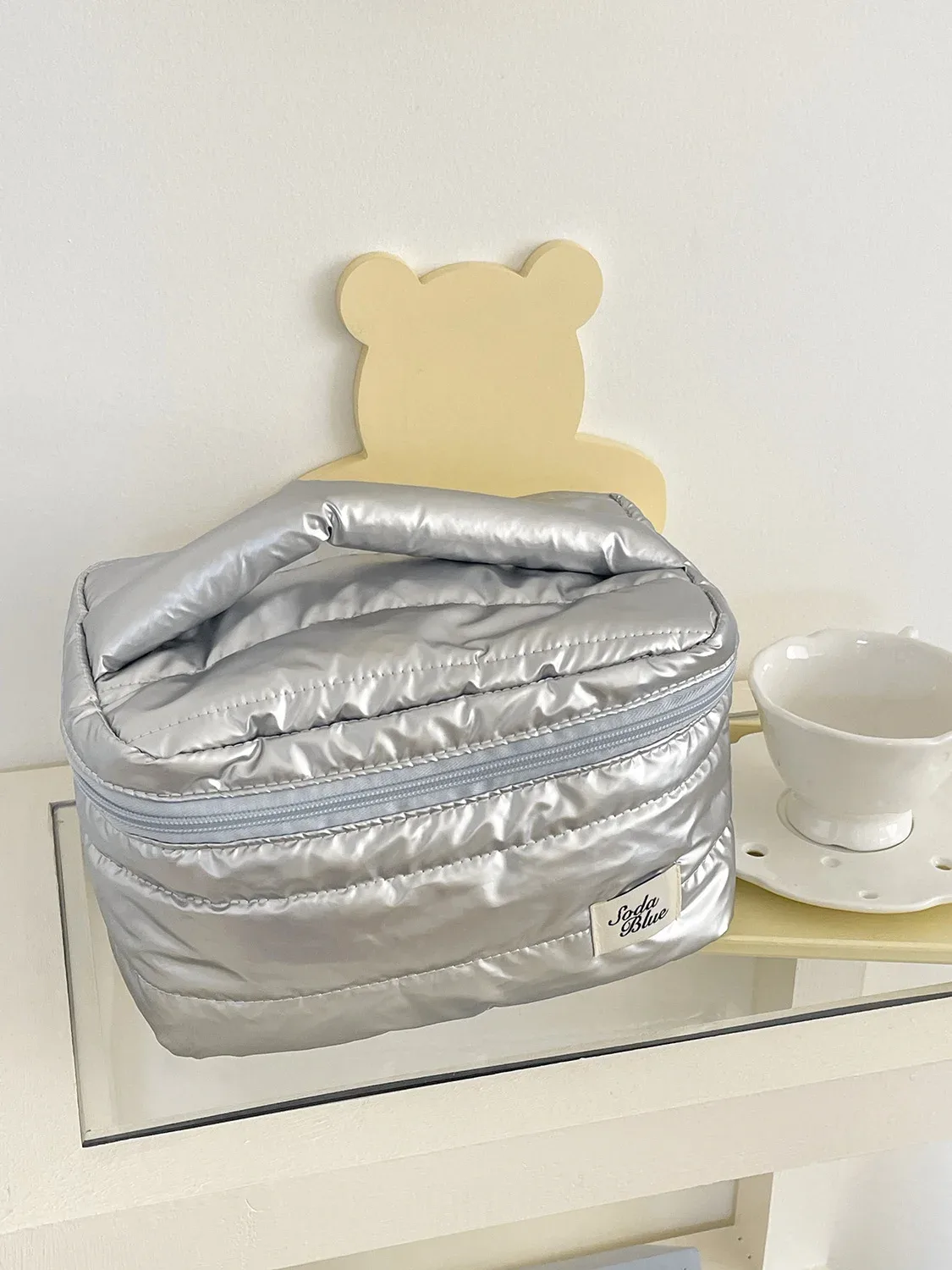 trousse de toilette portable étanche grande capacité minimaliste haut de gamme yt série lazy – sac de maquillage
