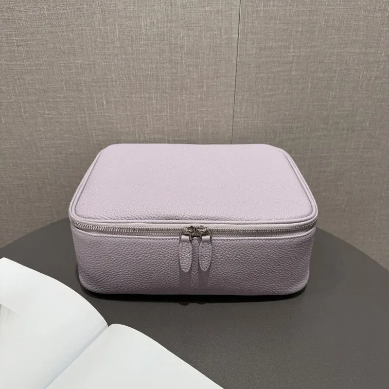 sac de maquillage en cuir de grande capacité, de forme boîte, à la mode, sac de toilette portable multifonctionnel, rangement simple pour cosmétiques de voyage.