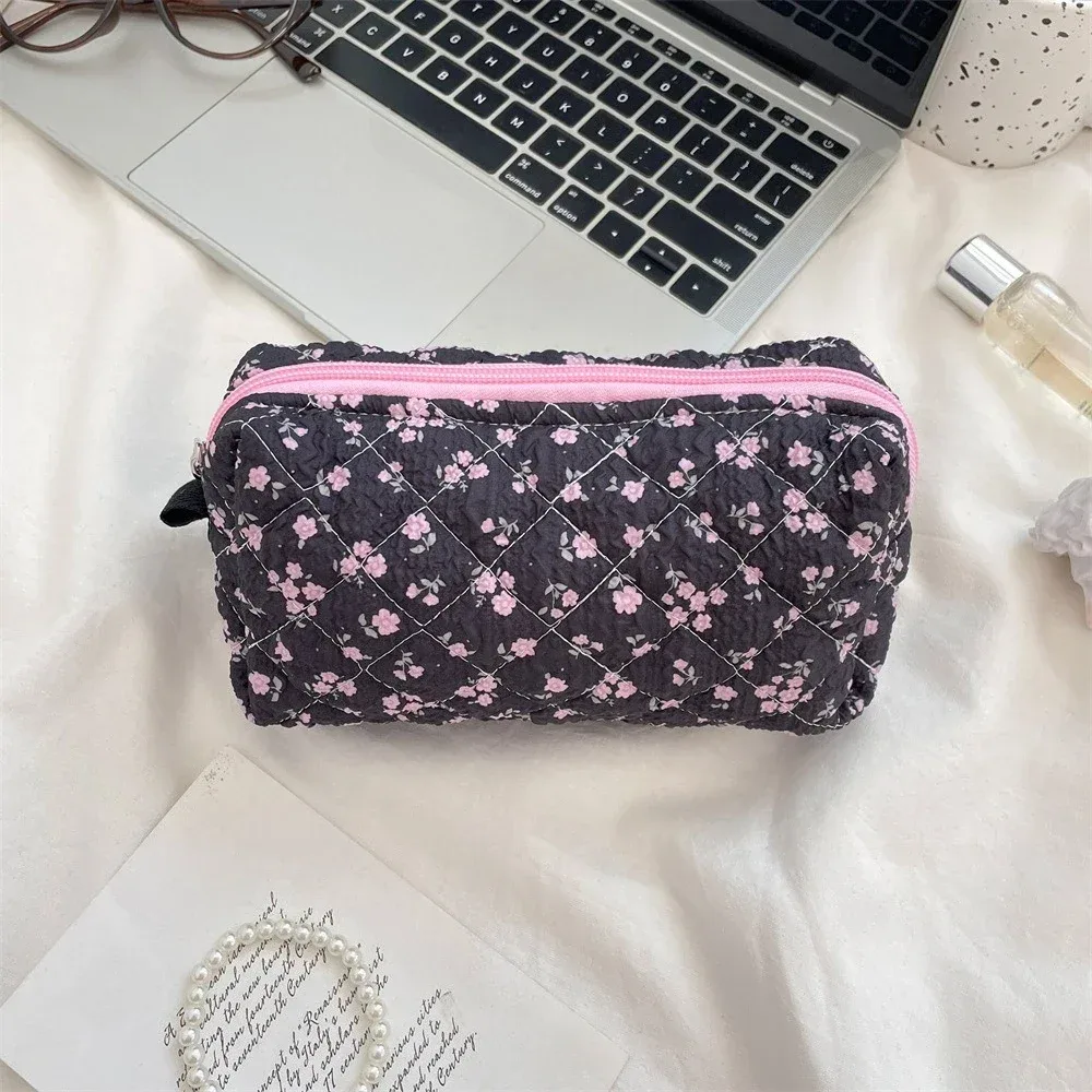 sacs à cosmétiques à brosse carrée de dessin animé mignon, sac de maquillage à fleurs roses pour femmes, organisateur de voyage, pochette à cosmétiques, trousse à crayons pour filles