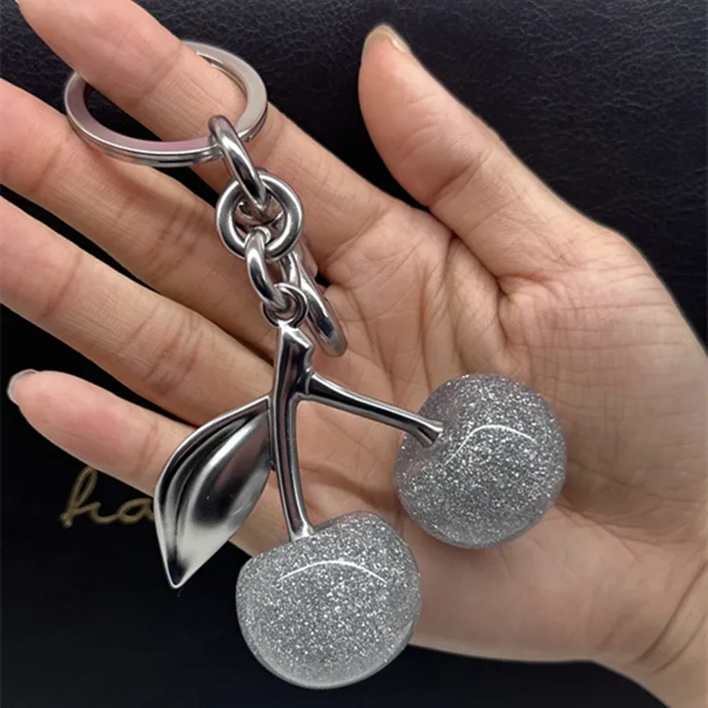 porte-clés tendance en forme de cerise argentée scintillante, pendentif fruits d'été pour sacs à main coach, sacs à bandoulière, accessoires, cadeau