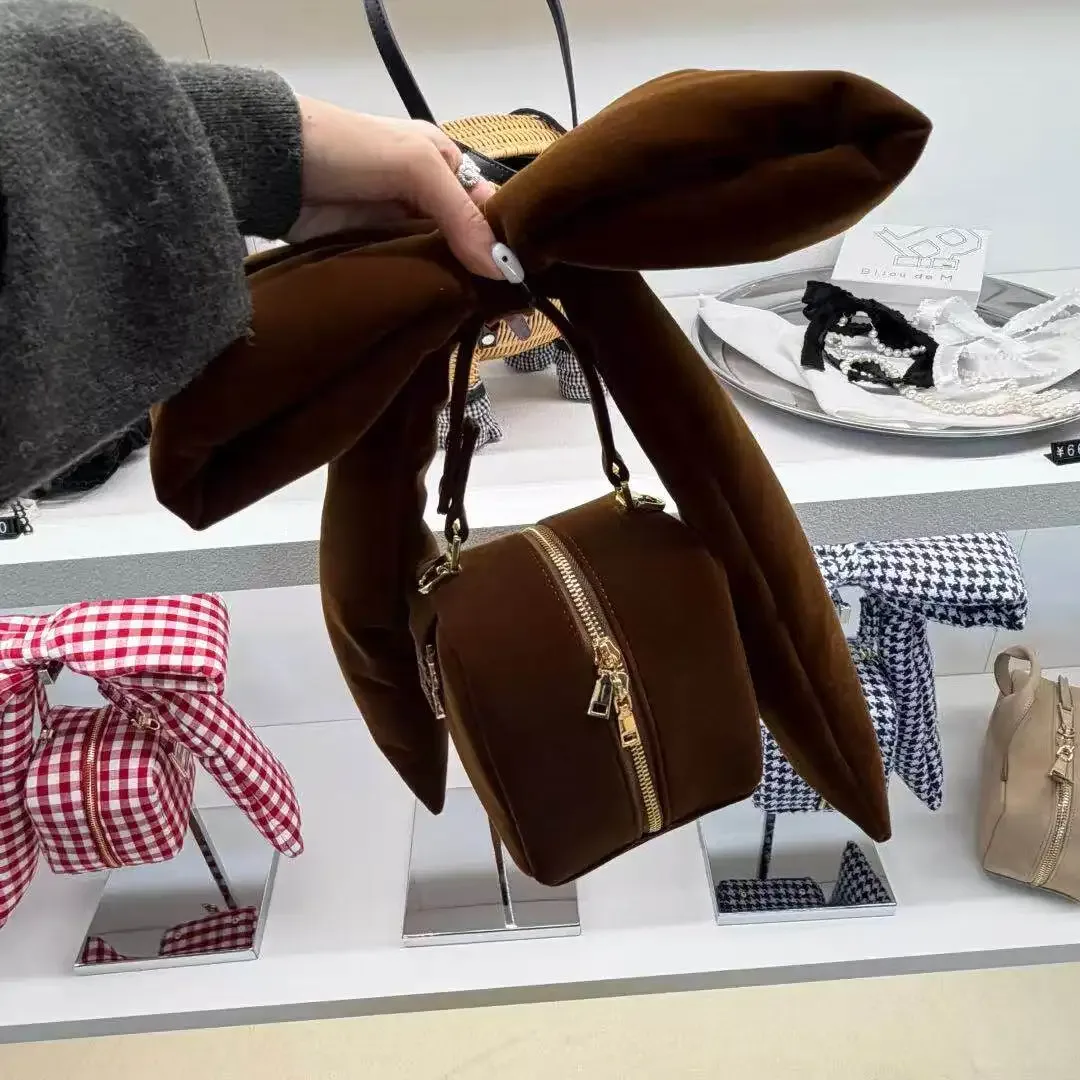 sac à main noir de style japonais, nouvelle collection été 2026, élégant et mignon avec nœud, petit sac carré pour femme et fille, sac messager mignon, sacs à dos