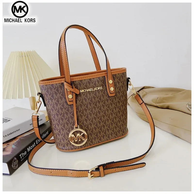 Sac à bandoulière décontracté et élégant Michael Kors pour femme, sac seau classique de luxe léger MK avec motif floral et lettres
