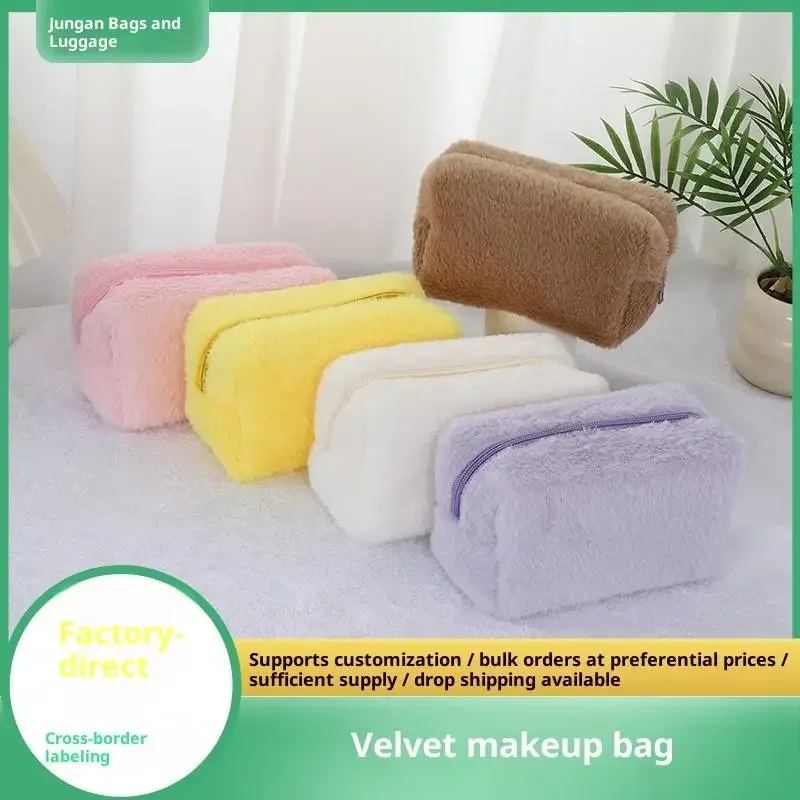 sac de beauté en peluche douce pour femmes, étuis à cosmétiques de voyage compacts, paquets de toilette à ferm