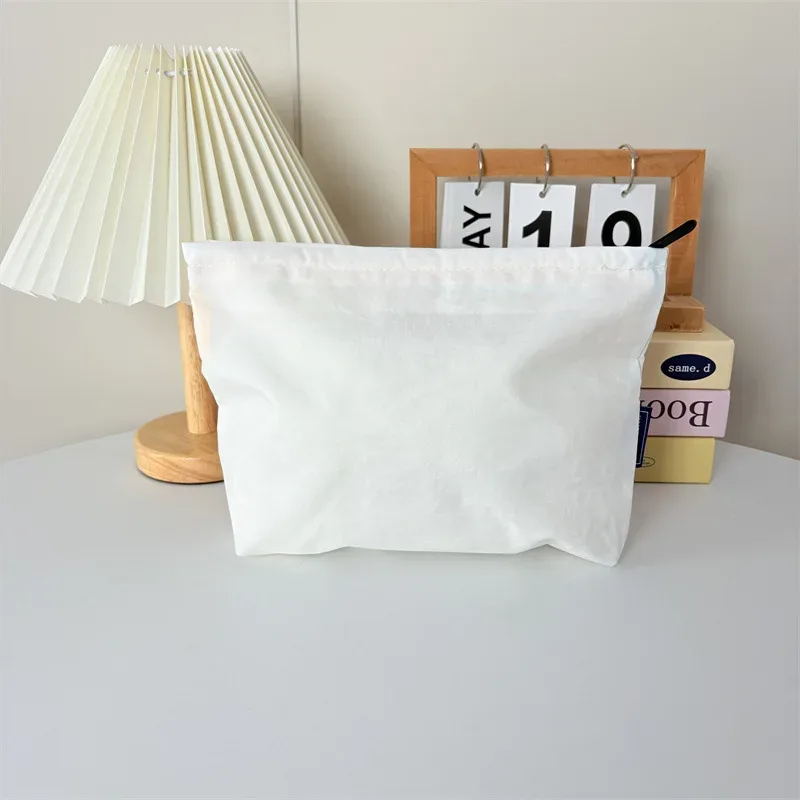 sac cosmétique en nylon avec logo imprimé personnalisé, couleur unie simple, pochette pour femme, grande capacité, fermeture éclair, sacs de rangement pour articles de toilette