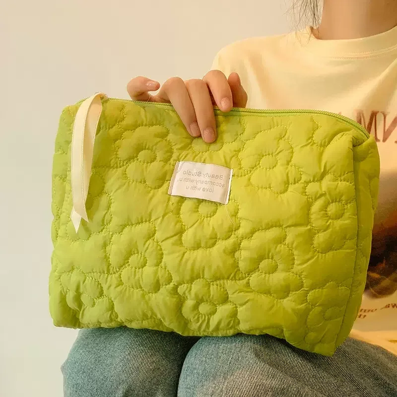 trousse de maquillage à motif de fleurs pour femmes, trousse de toilette, trousse à fermeture éclair, trousse à cosmétiques, trousse de voyage pour poudres lavantes, trousse de maquillage pour femmes, 2024