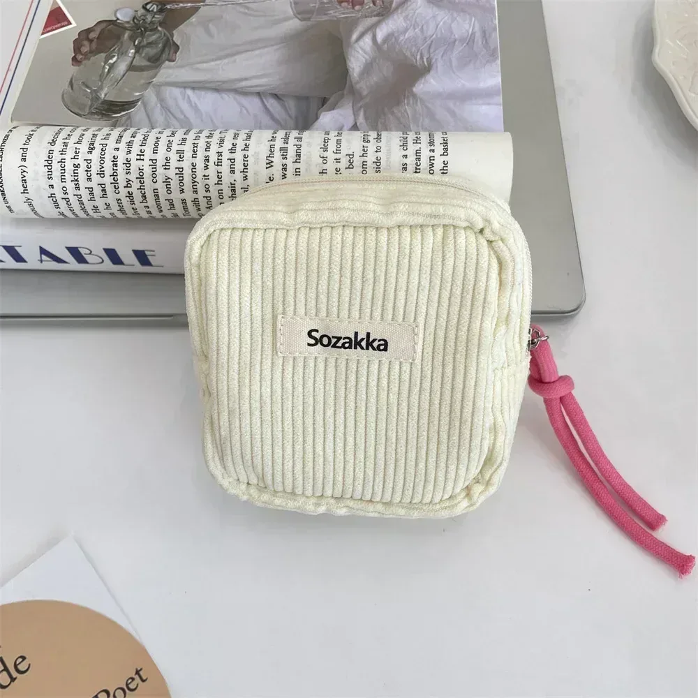 porte-monnaie pour femmes avec fermeture éclair, grande capacité, sac à cosmétiques, serviettes hygiéniques, écouteurs, pochette à rouge à lèvres, petite trousse de maquillage carrée