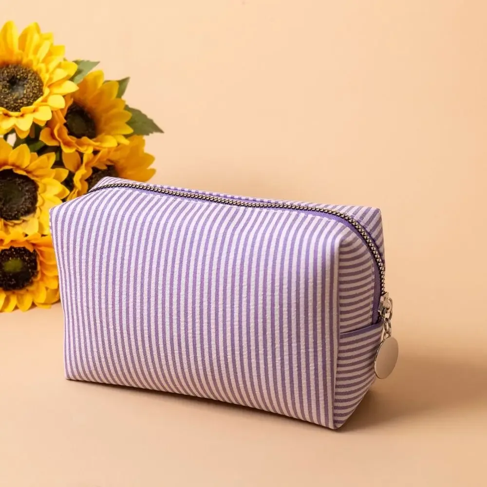 sac de maquillage rayé mignon, fermeture à glissière, pochette de toilette en tissu seersucker souple, trousse à crayons polyvalente de grande capacité, usage quotidien