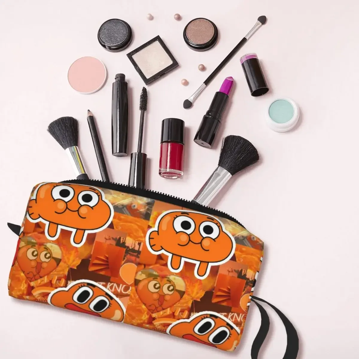 darwin watterson the amazing world of gumball anime makeup bag trousse de rangement pour cosmétiques et articles de toilette pour femmes, trousse à crayons