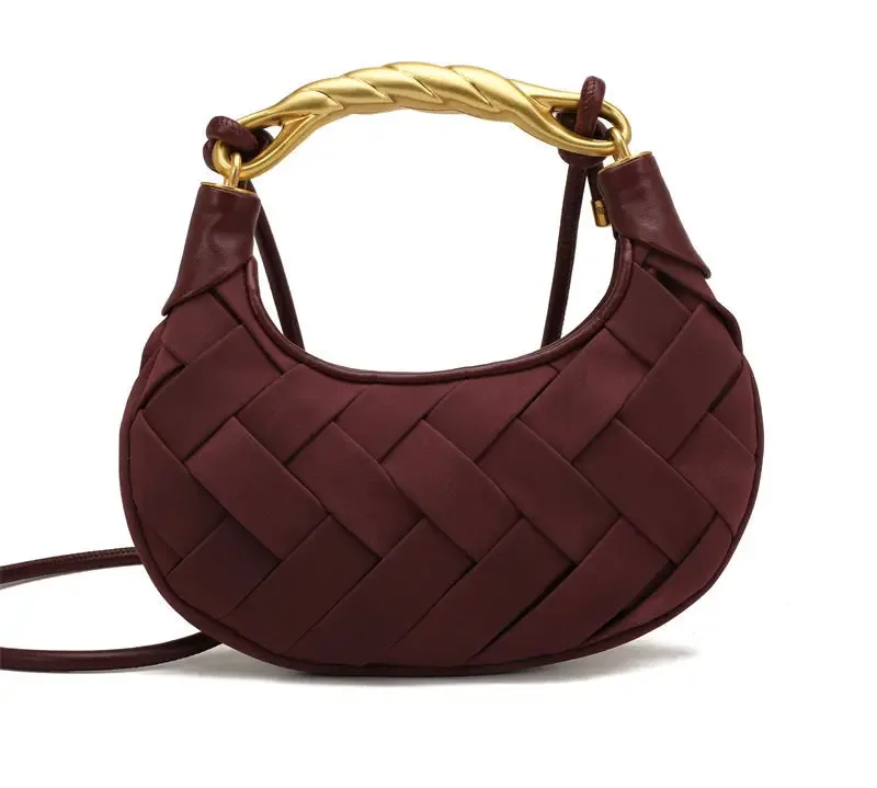 sac bandoulière tissé de luxe en forme de dumpling, sac à main artisanal, petit sac à bandoulière décontracté de créateur pour femme