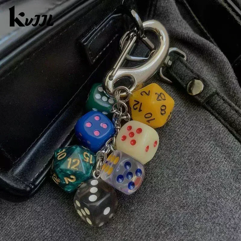 porte-clés dés irréguliers vintage, breloque de sac, personnalité y2k, boucle à nœud en fer en métal, nouveauté, sac à dos, accessoires de décoration, cadeau