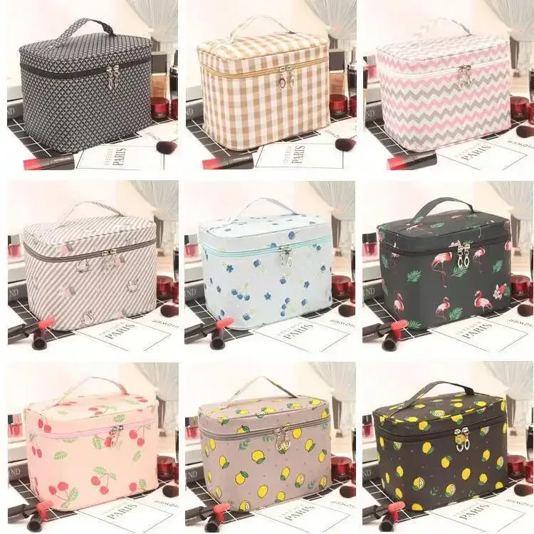 sac de maquillage en toile imperméable pour femmes, organiseur de cosmétiques portable pour les voyages, pochette de rangement pour articles de toilette mignonne