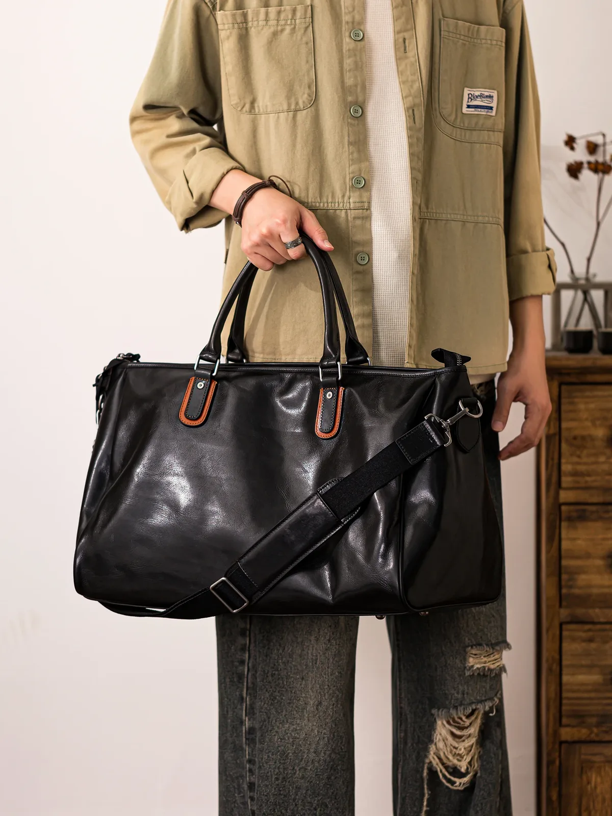 organisateur simple concepteur fait à la main en cuir véritable sac de voyage pour hommes en plein air sport décontracté luxe véritable cuir de vache noir sac à main