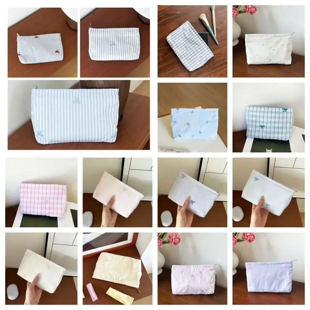pochette à maquillage classique à rayures, motif brodé, fermeture éclair lisse, organiseur de cosmétiques, couleurs pastel, taille compacte, trousse de toilette