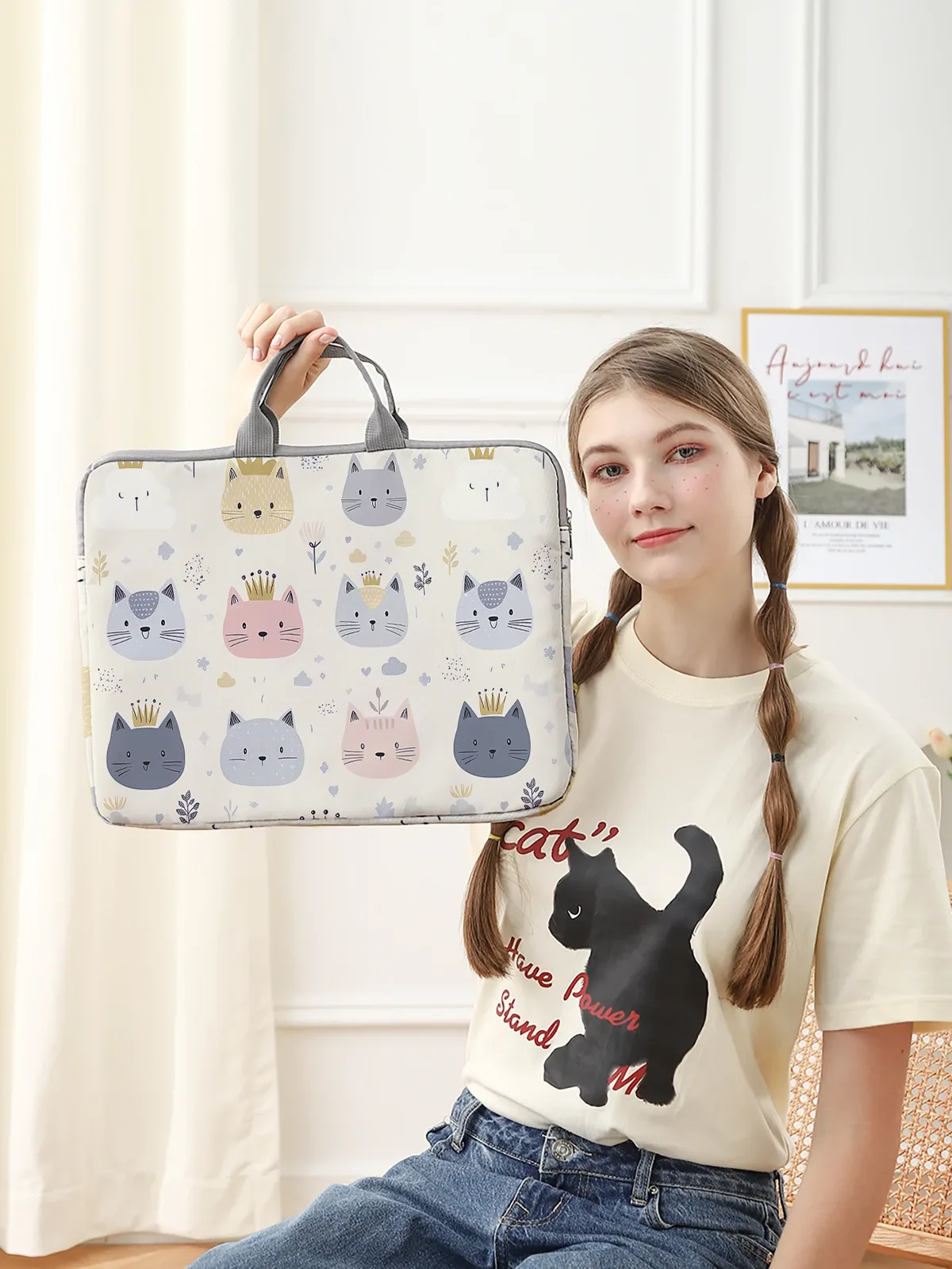 Un ensemble, deux styles, housse pour ordinateur portable imprimée avec motif de chat couronné coloré, mallette, adaptée aux ordinateurs portables de 14 pouces