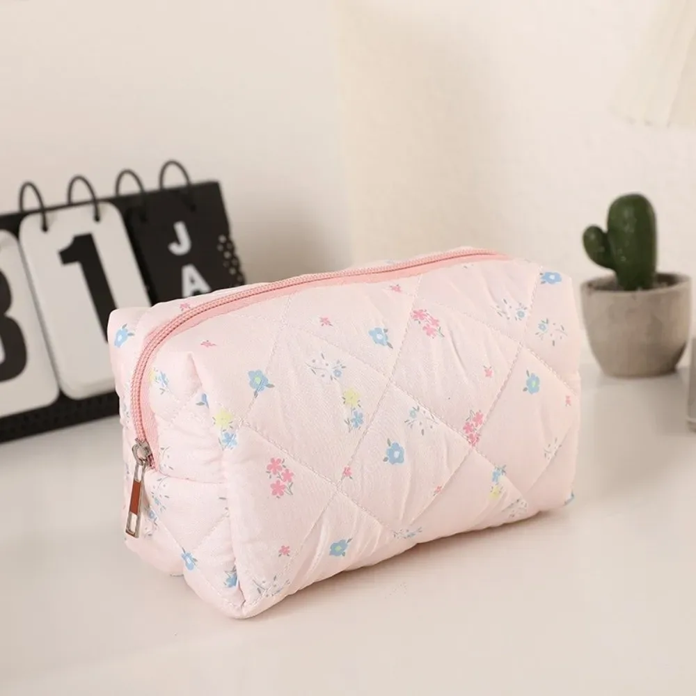 trousse de maquillage durable en coton doux, imprimé floral matelassé, grande capacité, pochette cosmétique, trousse de toilette pour soins de la peau et essentiels de beauté